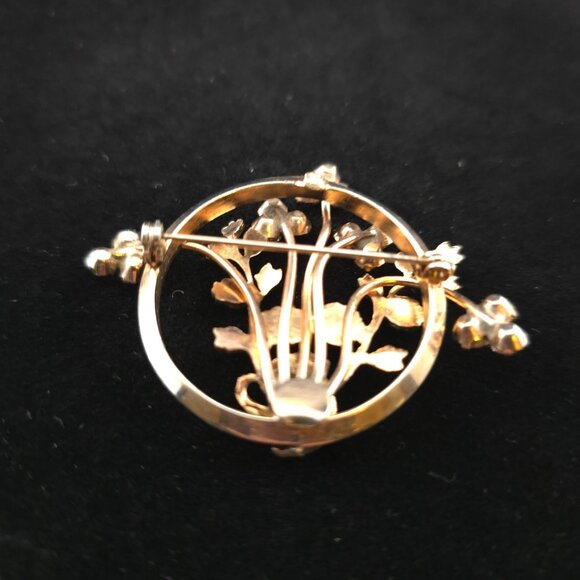 Vintage Rhinestone Gold Tone Floral Brooch Pin With Intricate Flower Design - Picture 10 of 12